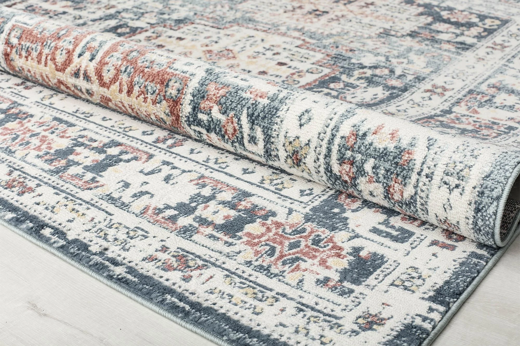 Prussian Sundara Area Rug