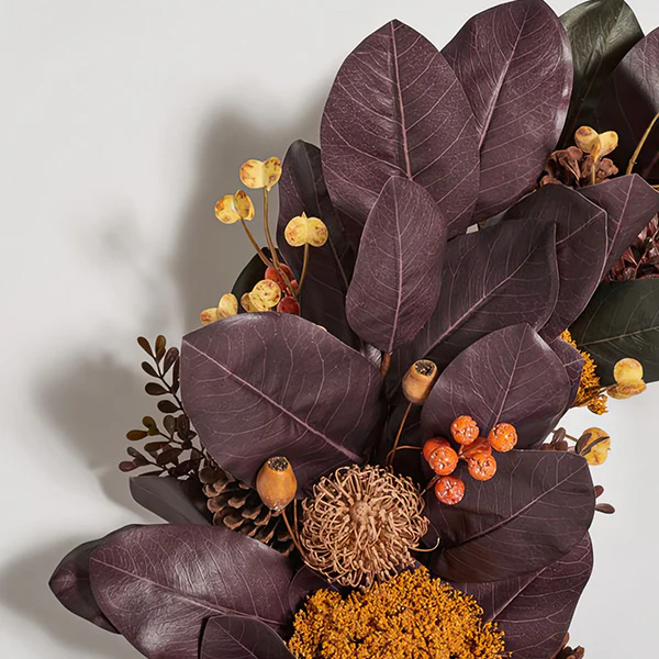 Lifelike Magnolia Leaf Wreath