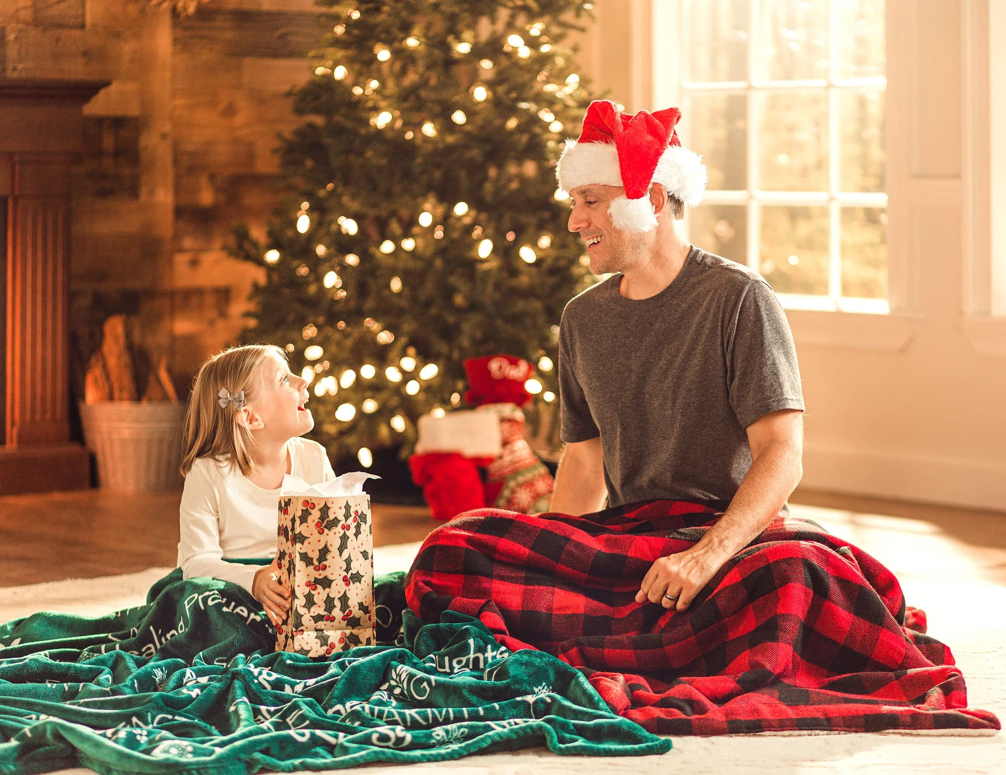 Best Dad Ever Plaid Throw Blanket