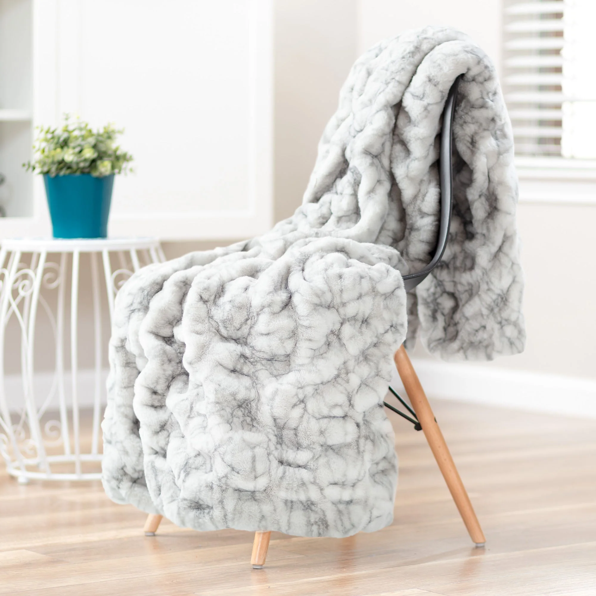 Ruched Faux Fur Throw Blanket