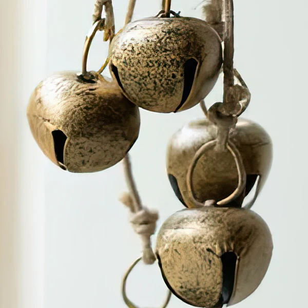 Distressed Christmas Bell, Choose Your Style