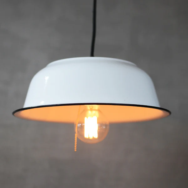 Industrial Style Enamel Pendant Light