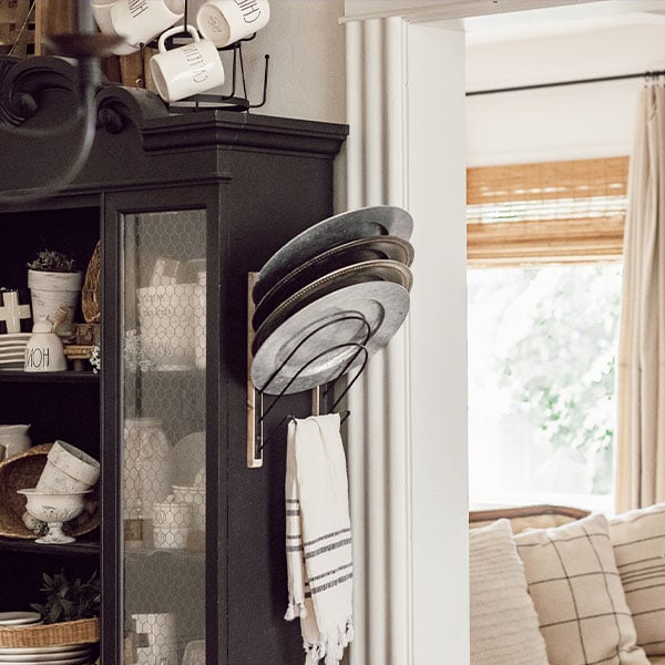 Modern Utilitarian Wall Mounted Plate Display Rack