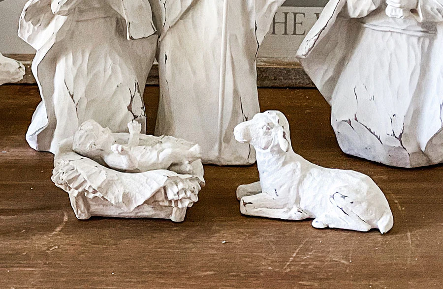 Chippy White Nativity Scene, Set of 9 Figurines