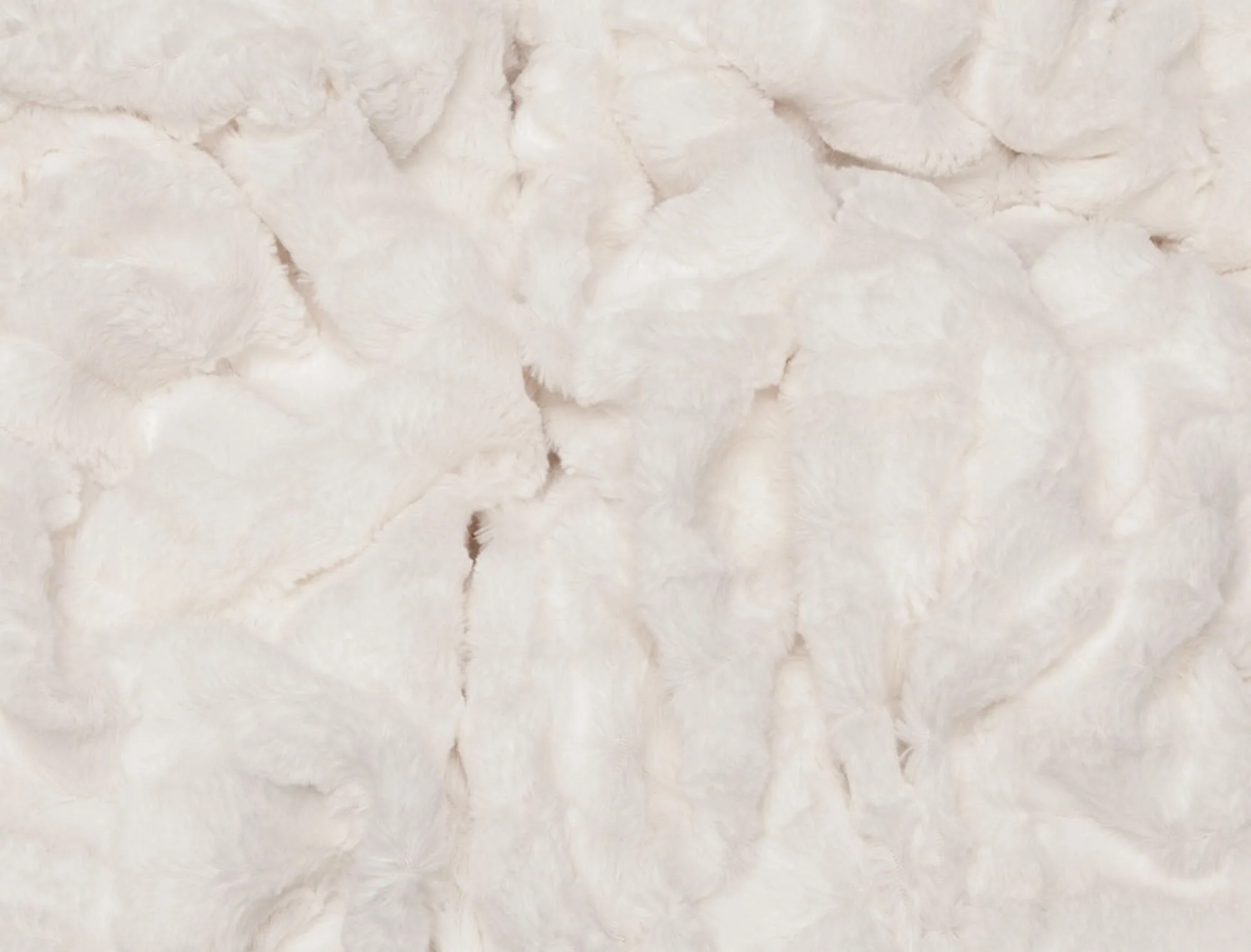 Deco Faux Fur Throw Blanket