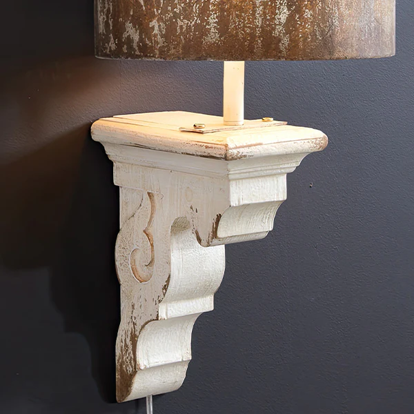 Chunky Corbel Wall Lamp