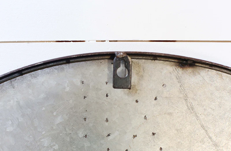 Decorative Relic Metal Wall Clock