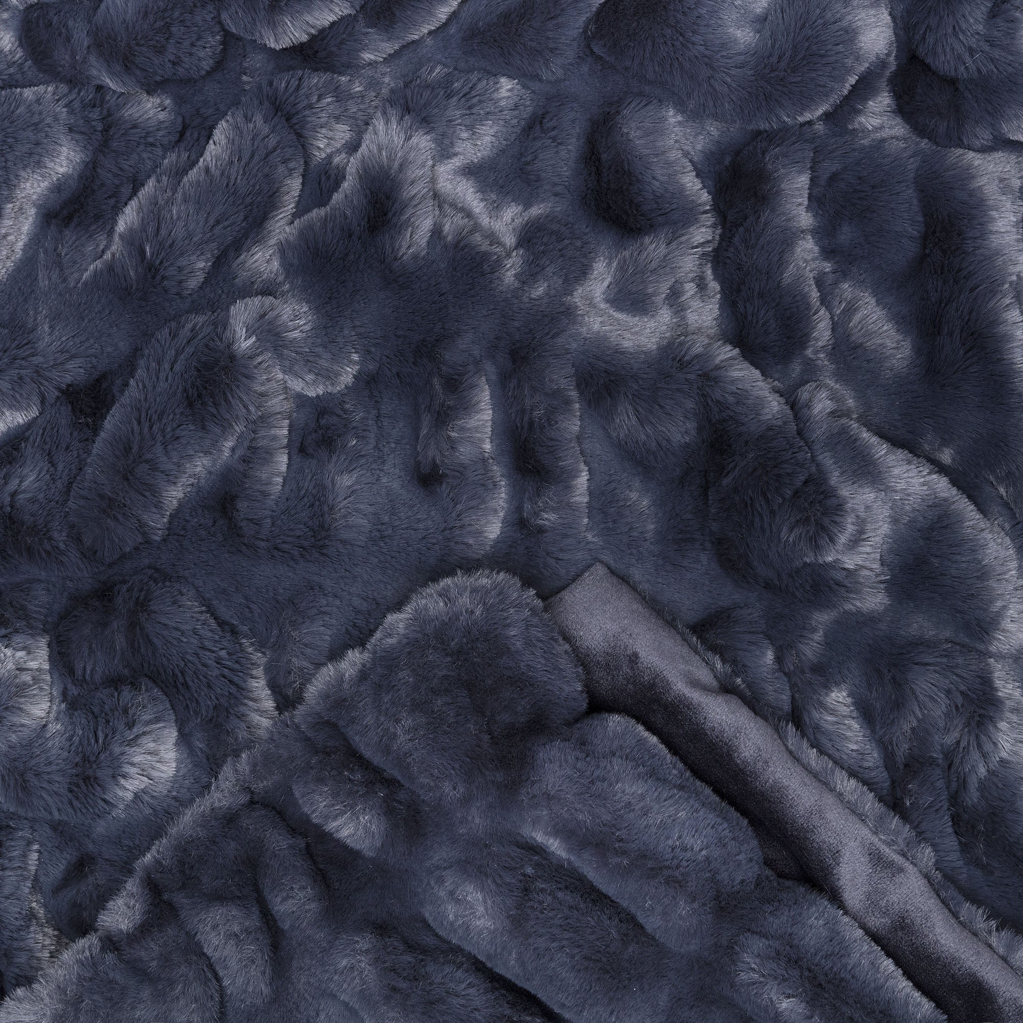 Ruched Faux Fur Throw Blanket