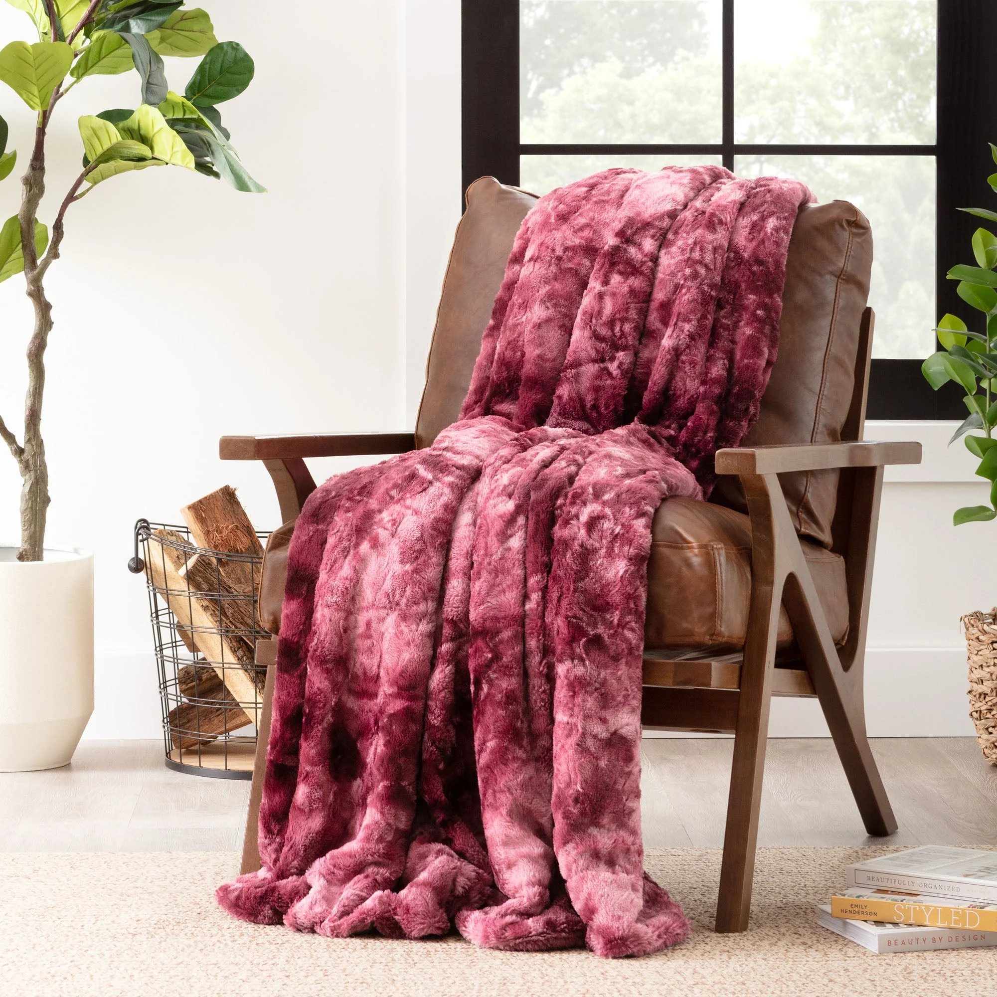 Wolf Faux Fur Throw Blanket