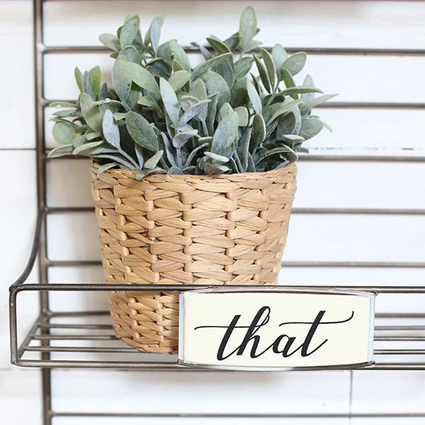 Wall Rack Organizer with 3 Baskets