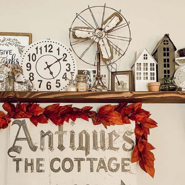 Chippy Distressed Table Fan