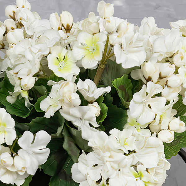 Lifelike White Geranium Bush, Set of 3 Stems