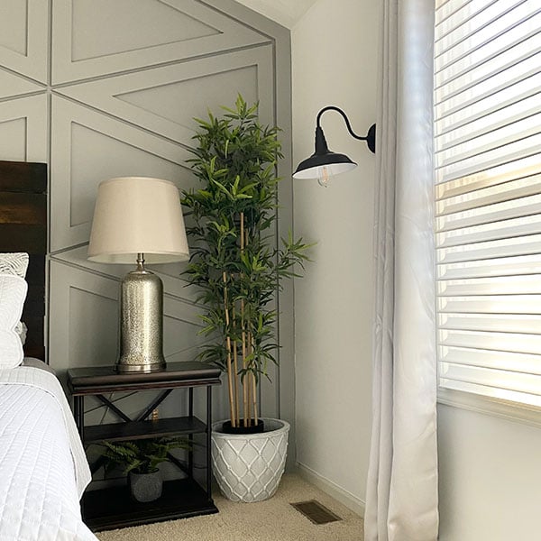 Gooseneck Wall Sconce