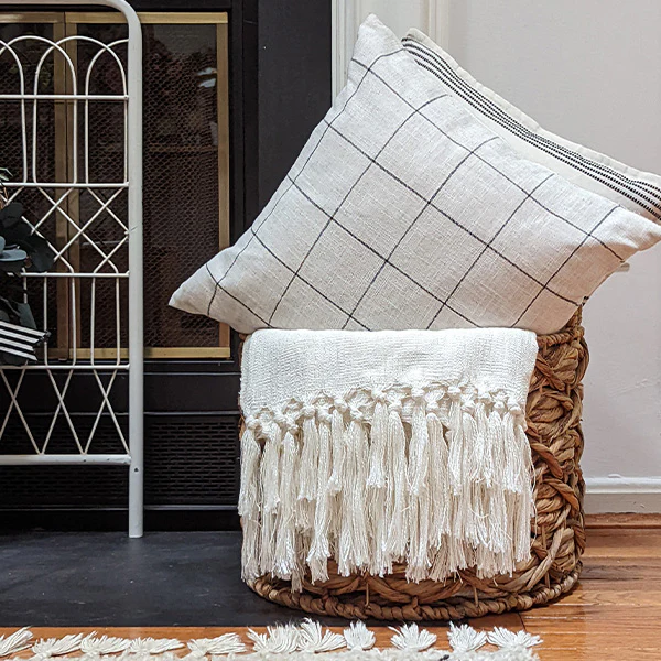 Cozy Fringe Throw