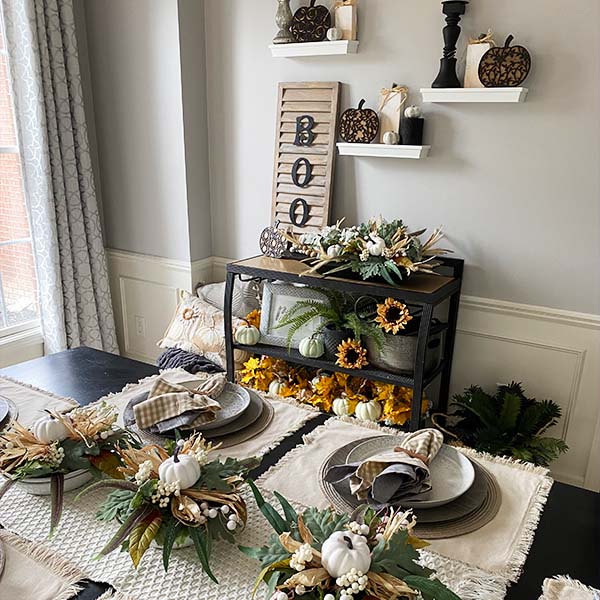 BOO Shutter Halloween Sign