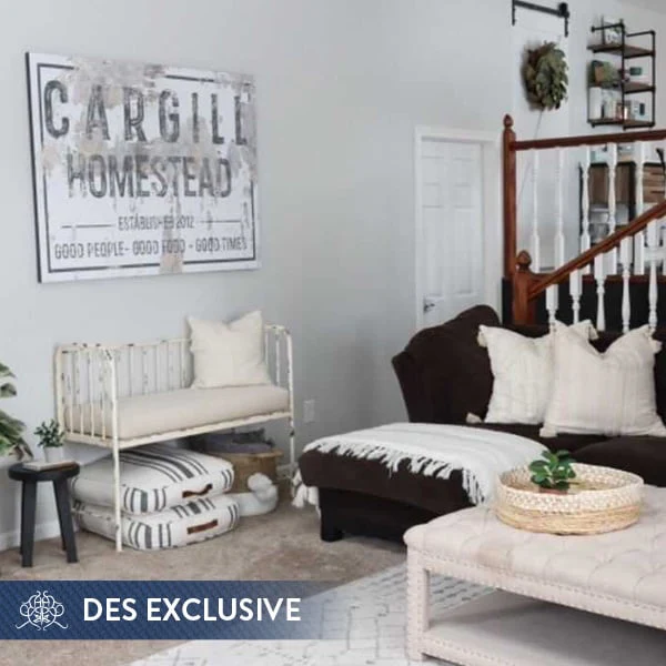 Chippy White Cushioned Metal Bench | DES Exclusive