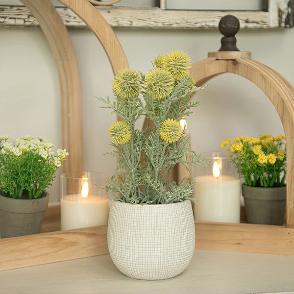 Lifelike Potted Yellow Onion Spray