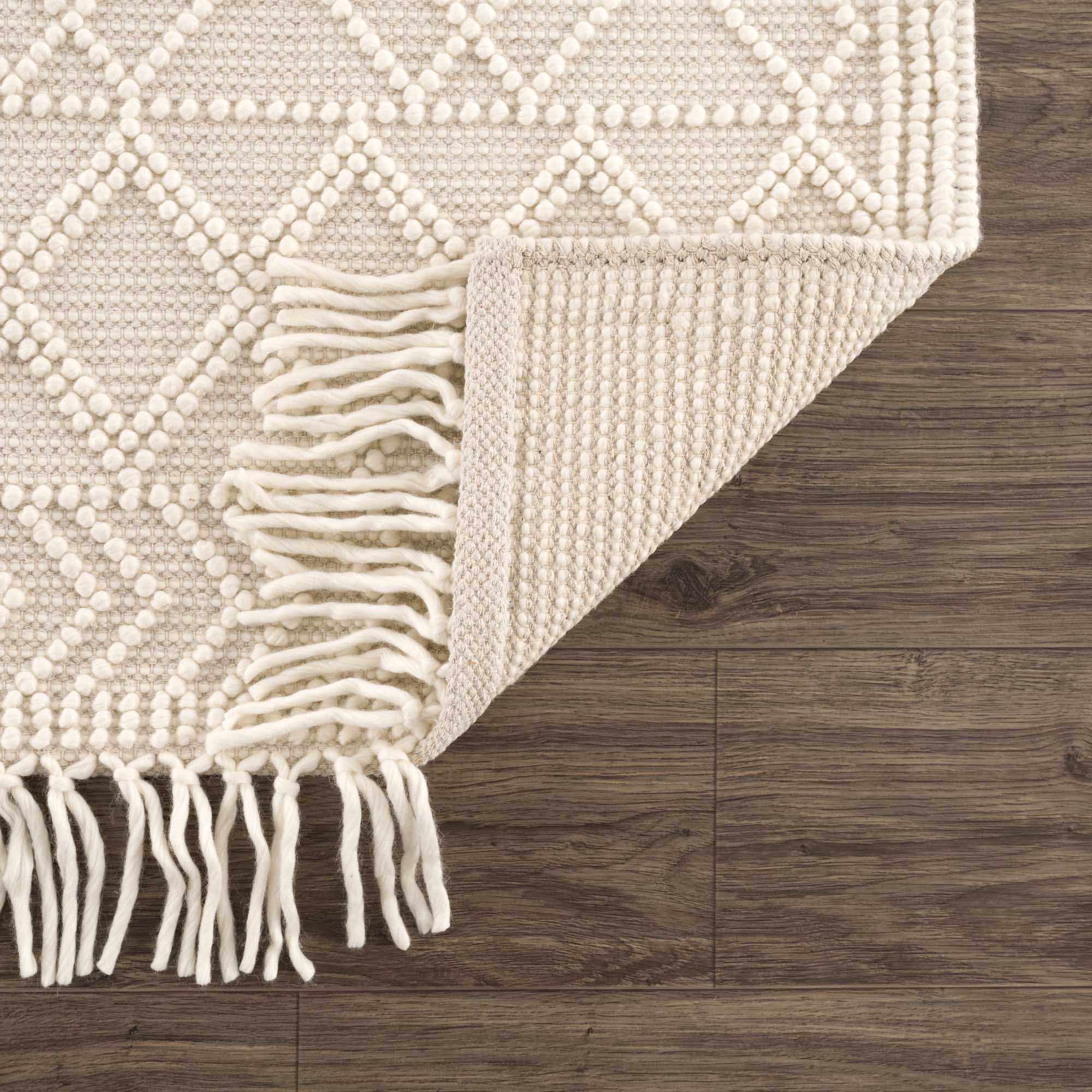 Traditional Beige Trellis Wool Rug