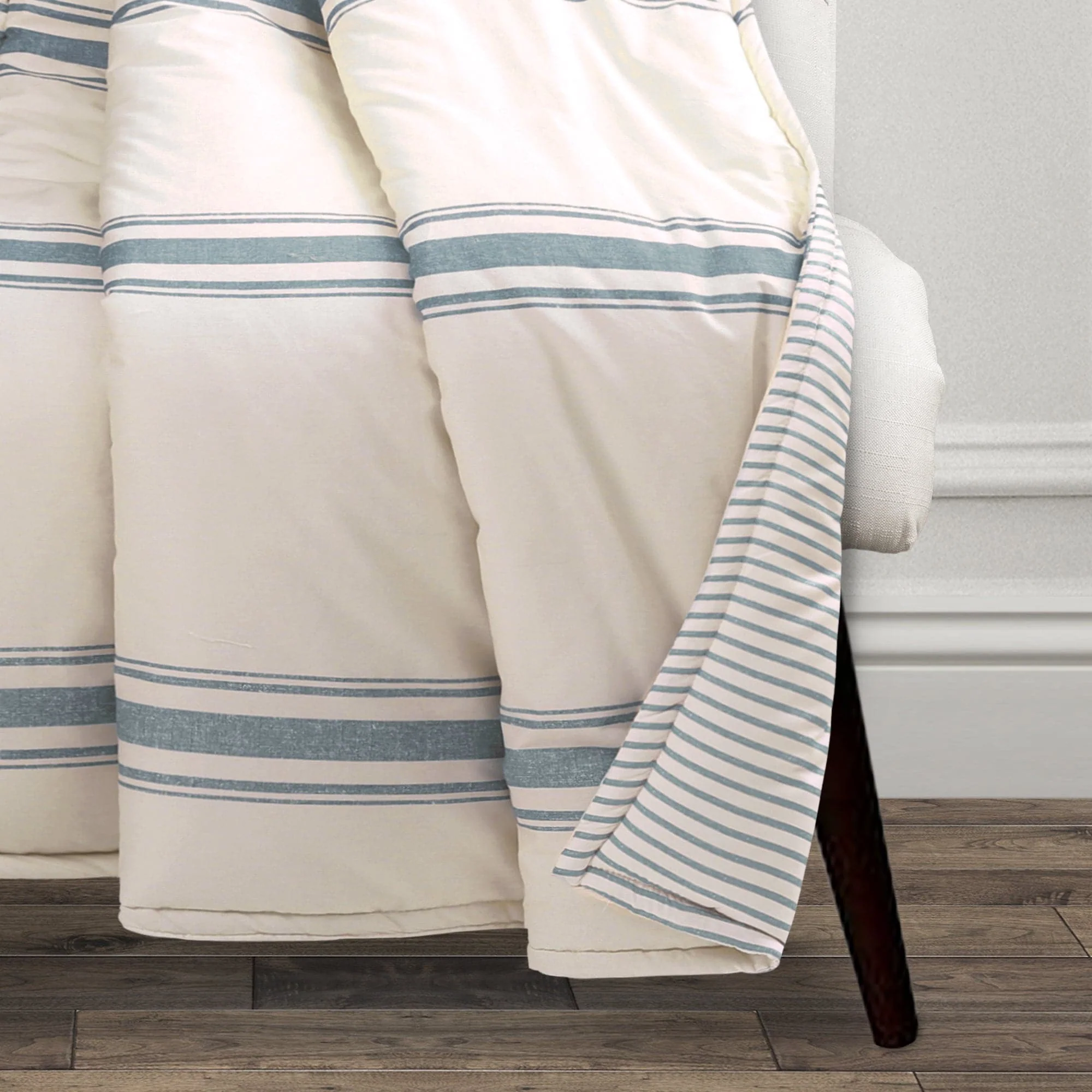 Farmhouse Stripe Throw
