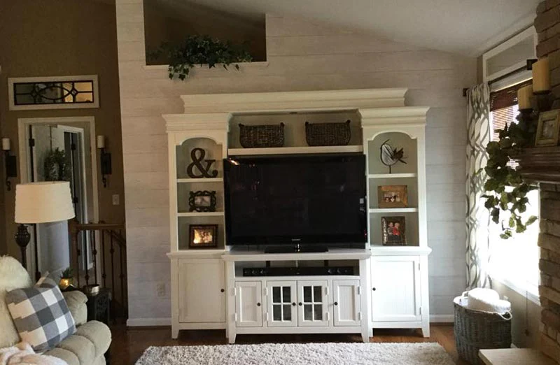 Reclaimed Shiplap Peel & Stick Wallpaper