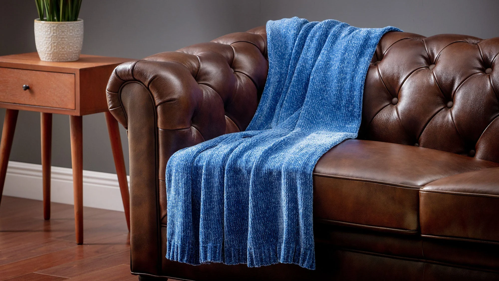 Chenille Luxe Border Throw Blanket