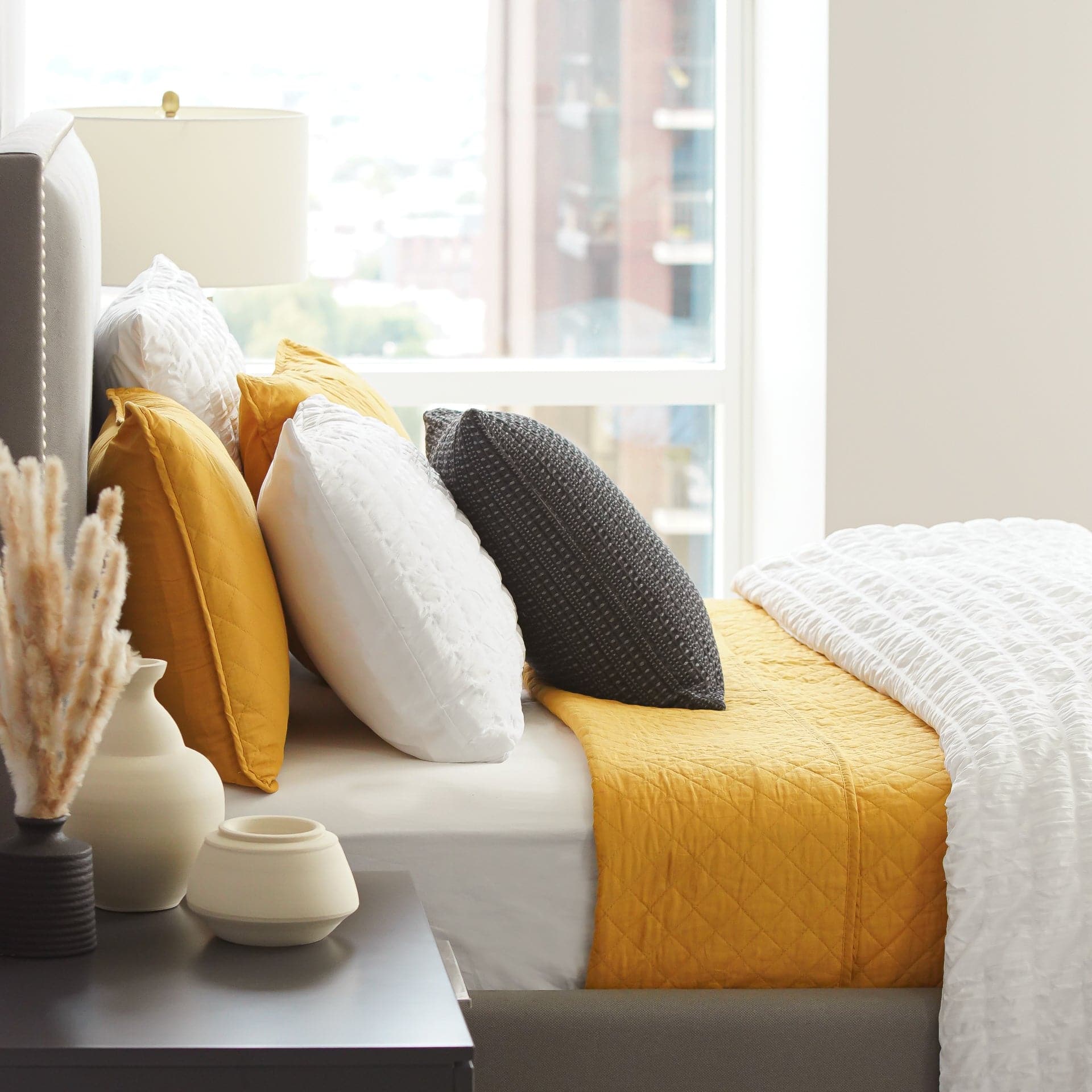 Ava Diamond Oversized Cotton Quilt Set