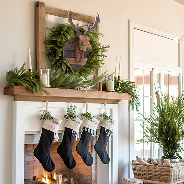 Distressed Wooden Deer Mount