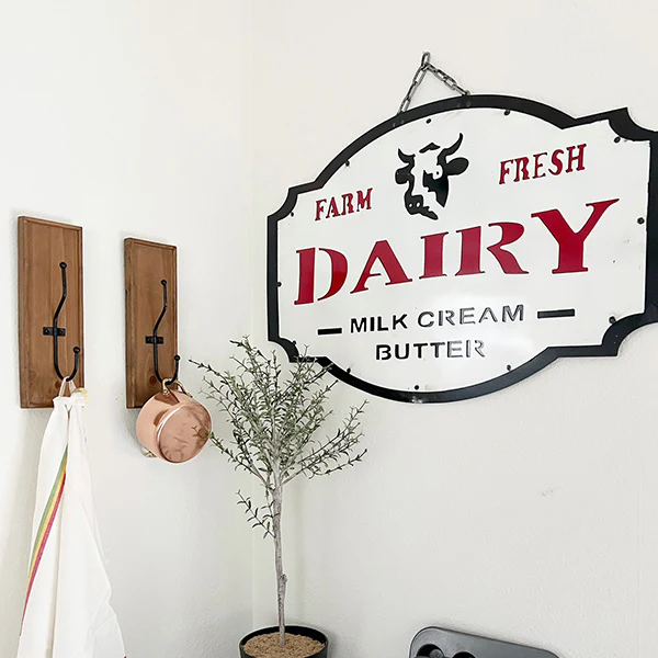 Scalloped Edge Metal Dairy Sign