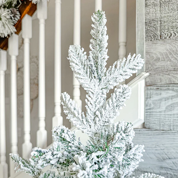 6 Feet Pre-lit Flocked Faux Christmas Tree with Metal Stand