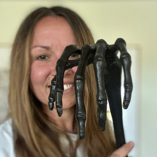 Cast Iron Indoor/Outdoor Skeleton Wreath Hanger