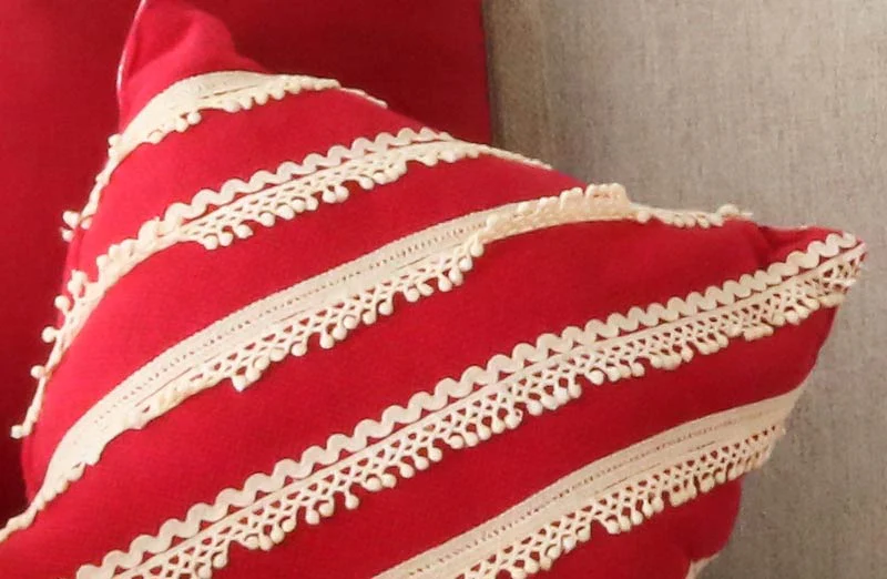 Farmhouse Lace Throw Pillow