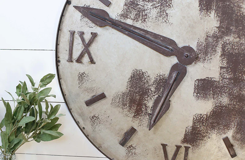 Decorative Relic Metal Wall Clock