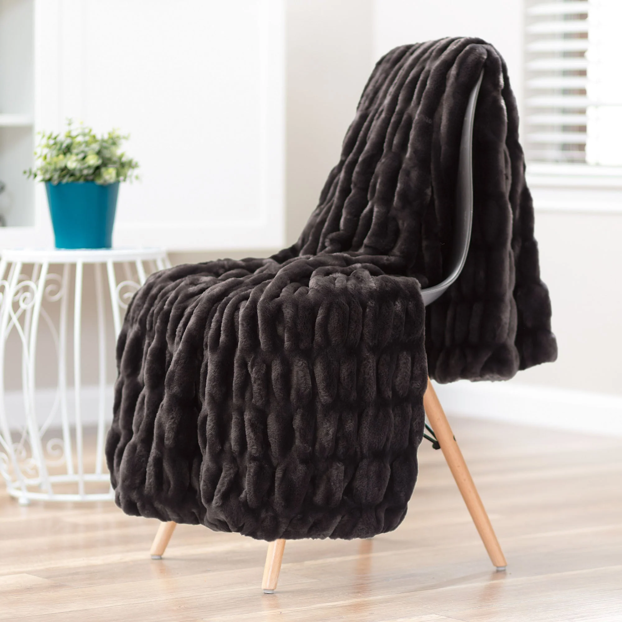 Ruched Faux Fur Throw Blanket
