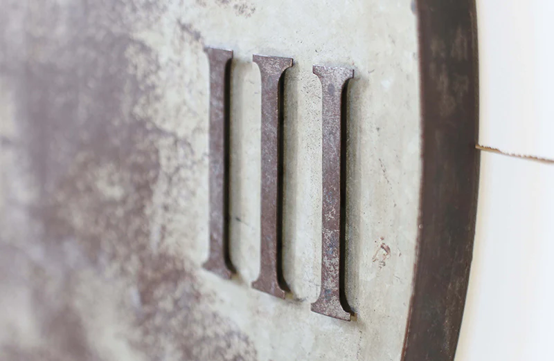 Decorative Relic Metal Wall Clock