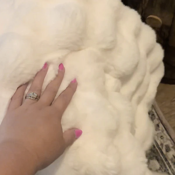 Extra Soft Faux Fur Blanket