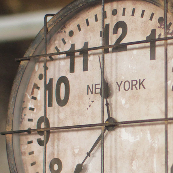 Vintage Inspired Subway Clock