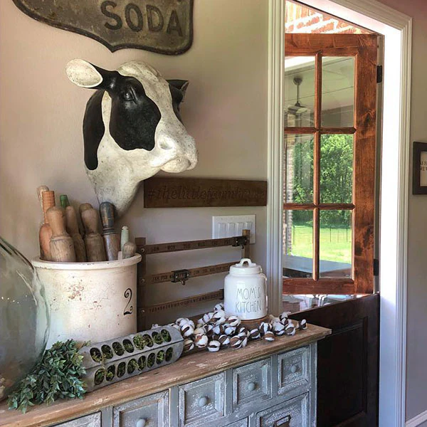 HU-MOOO-NGUS French Farmhouse Cow Head