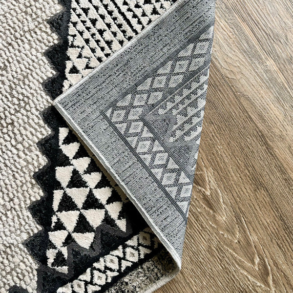 Ivory and Black Geometric Southwestern Area Rug, Pick Your Size