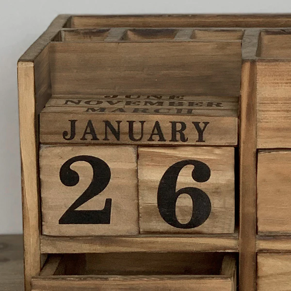 Wooden Desk Organizer and Calendar, 2 in 1 Steal