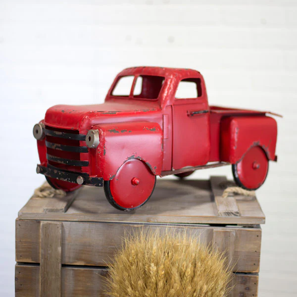 *HUGE* Antiqued Metal Red Truck