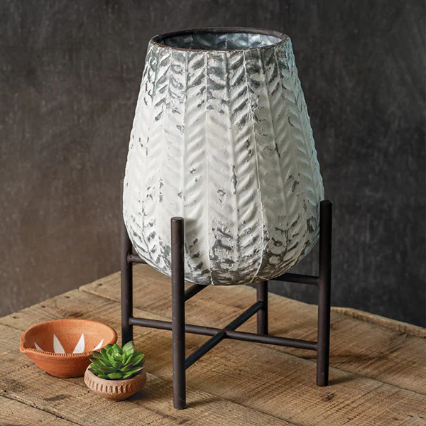 Chippy White Maya Planter Stand