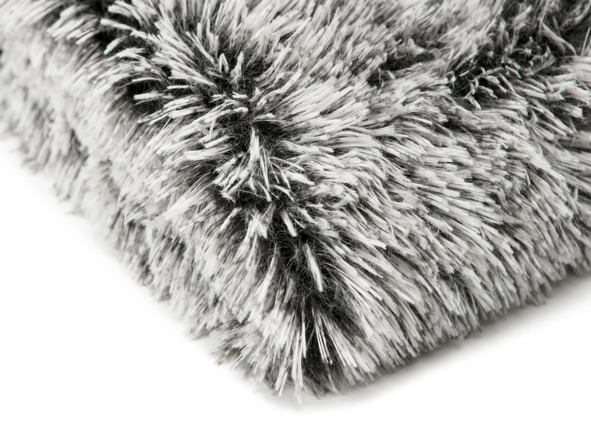 Longfur Ombre Faux Fur Throw Blanket