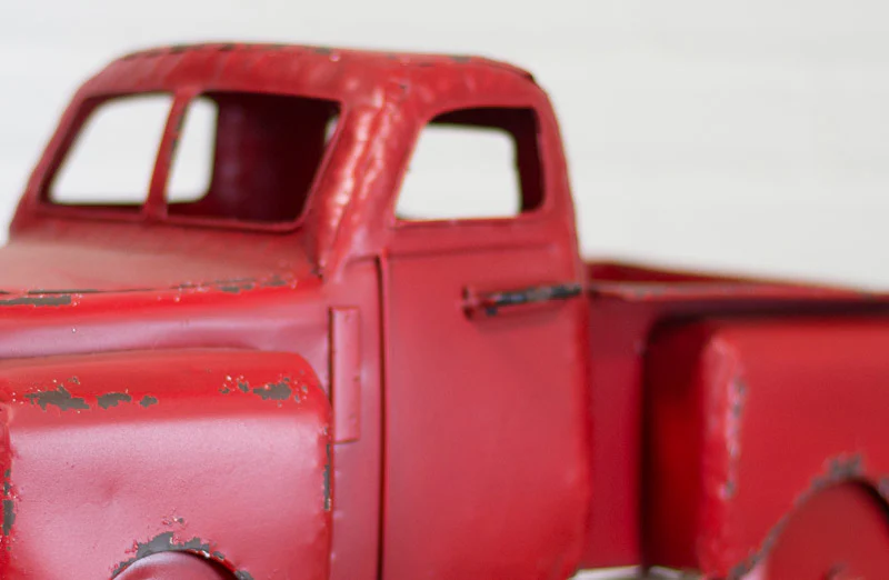 *HUGE* Antiqued Metal Red Truck