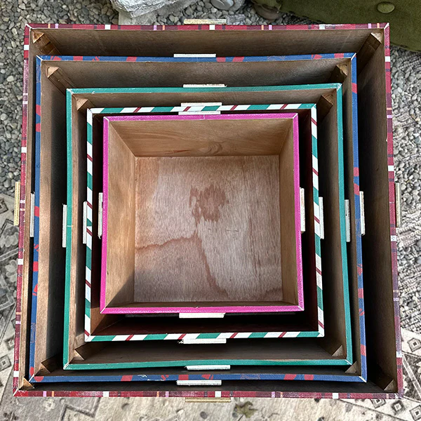 50 Inch Present Stack Topiary