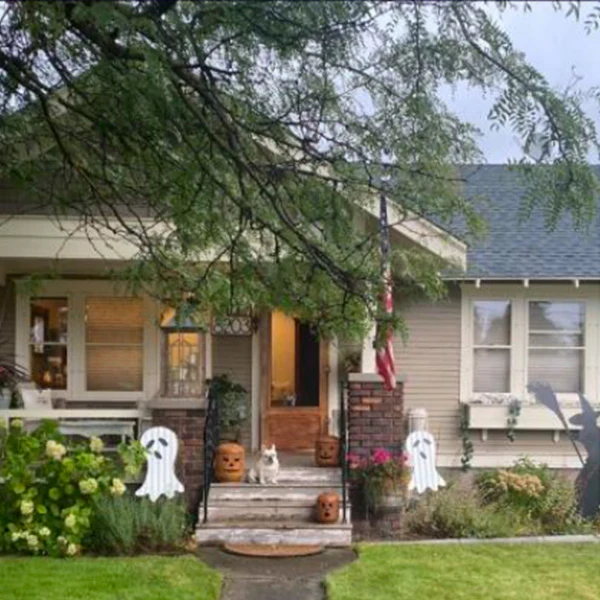 Huge Tin Decorative Yard Ghosts, Set of 3