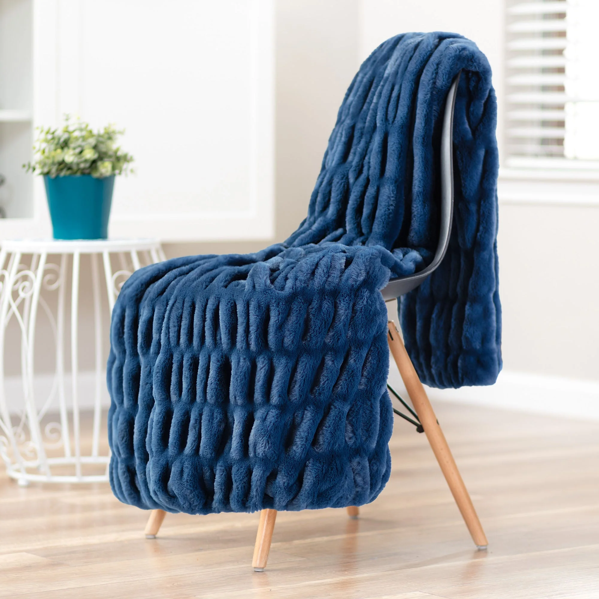 Ruched Faux Fur Throw Blanket