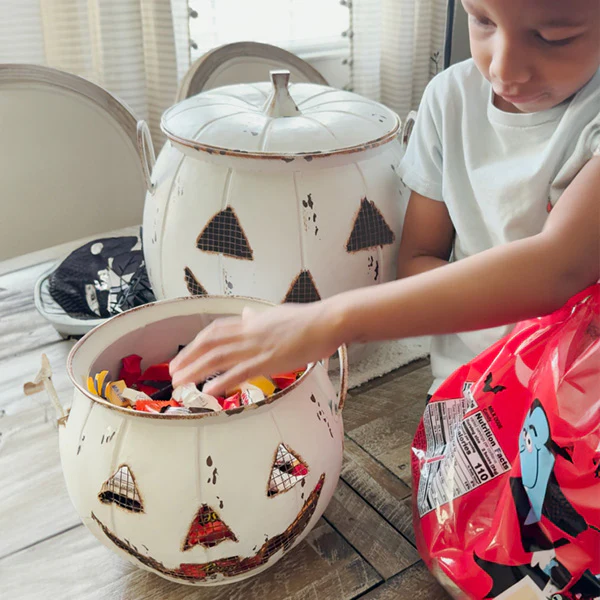 Distressed Jack-o-Lantern Candy Bucket with Lid, Set of Two