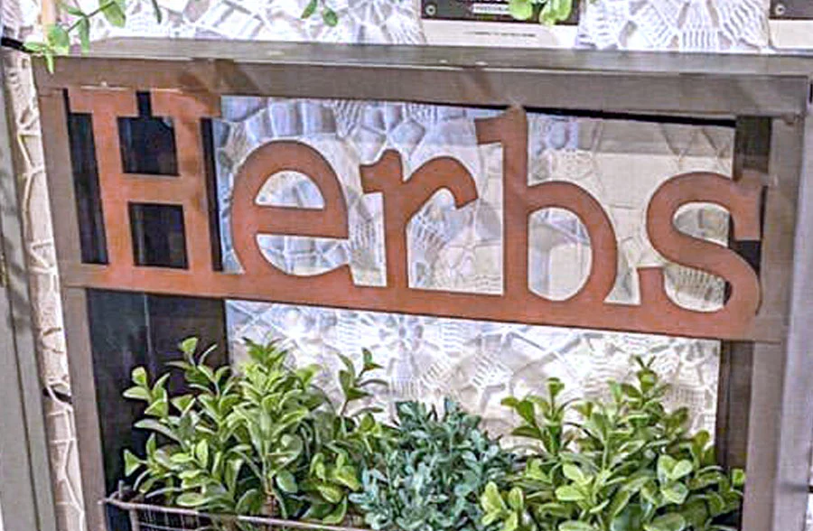 Herb Wall Shelf With Wire Baskets