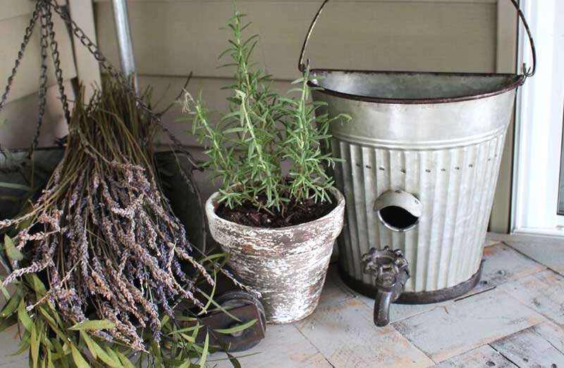 Half Bucket Birdhouse