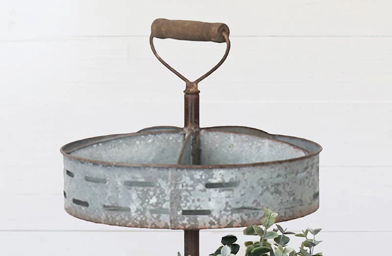 Sectioned Metal Tier Tray